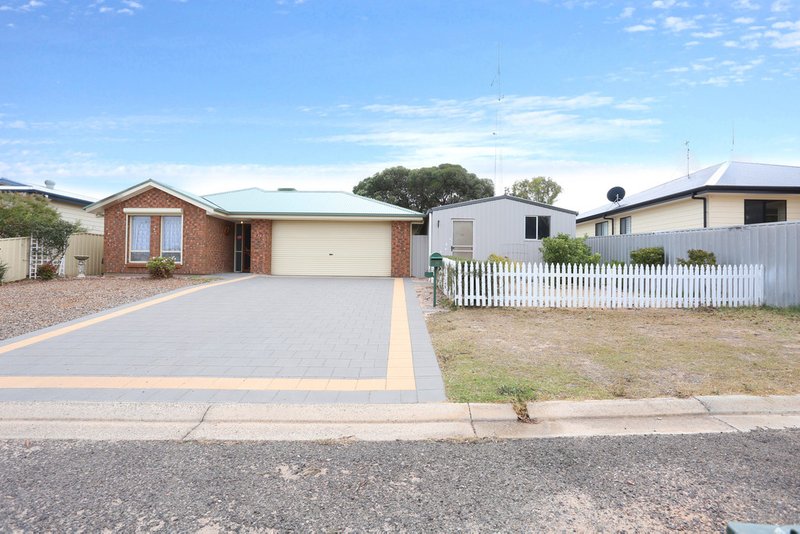 Photo - 38 Westside Avenue, Moonta Bay SA 5558 - Image 2