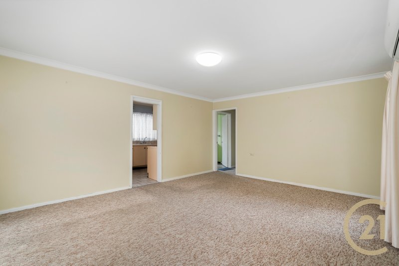 Photo - 38 Wianamatta Drive , Cartwright NSW 2168 - Image 4