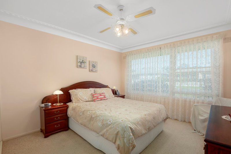 Photo - 38 Williams Cres , Russell Vale NSW 2517 - Image 7