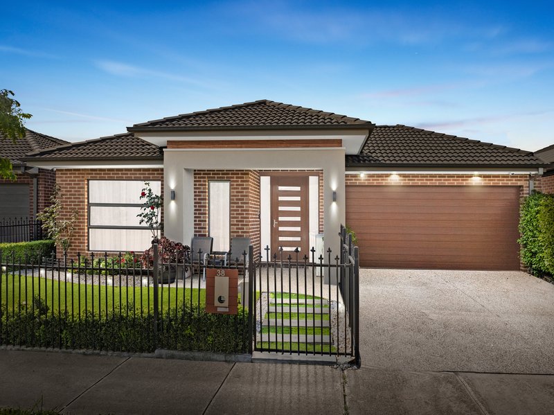 38 Williamsbrook Avenue, Doreen VIC 3754