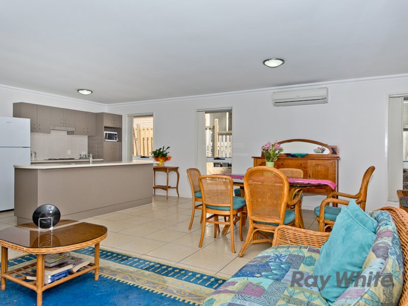 Photo - 38 Winlock Circuit, Warner QLD 4500 - Image 2