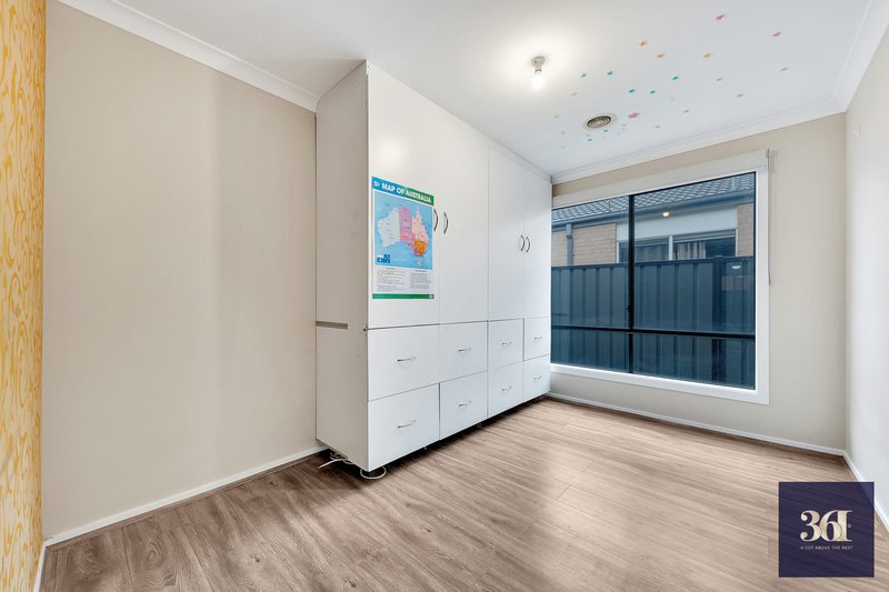 Photo - 38 Winona Circuit, Tarneit VIC 3029 - Image 6