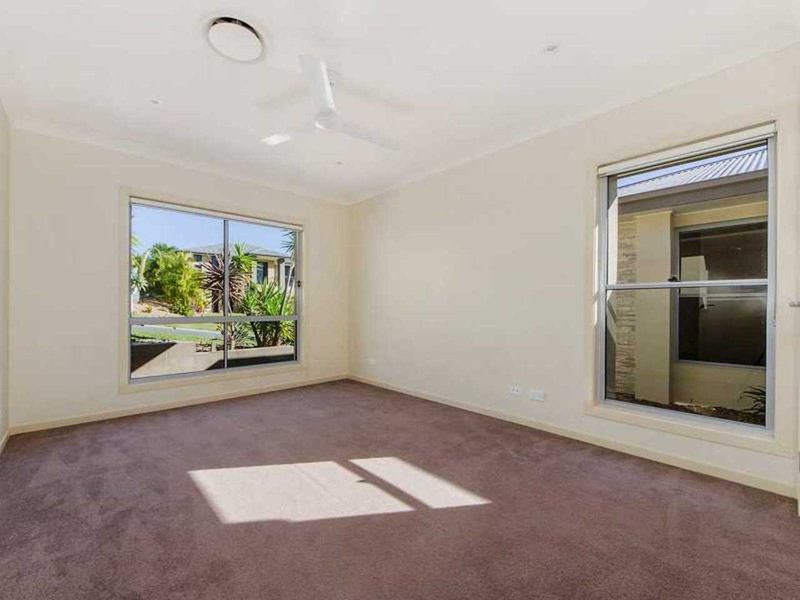 Photo - 38 Worchester Terrace, Reedy Creek QLD 4227 - Image 11