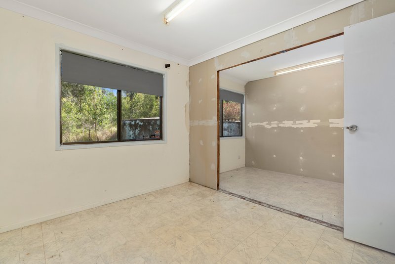 Photo - 38 Wright Road, Stanmore QLD 4514 - Image 12