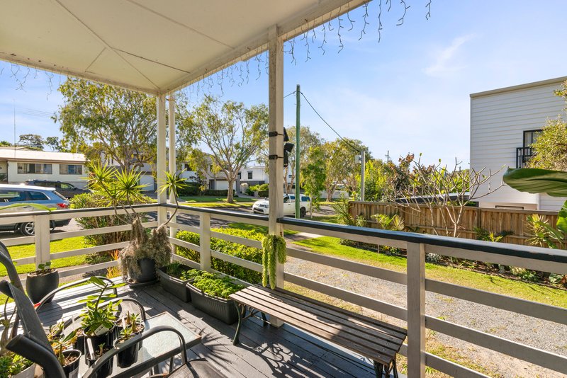 Photo - 38 Wyberba Street, Tugun QLD 4224 - Image 10