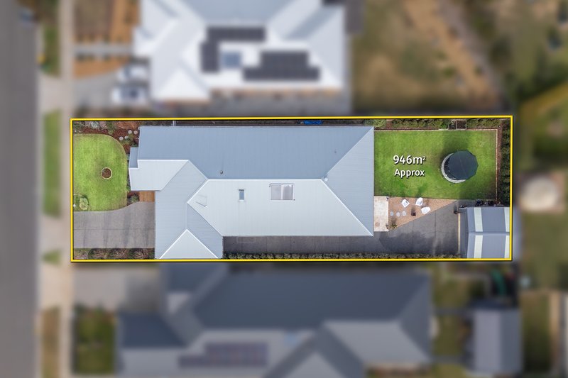 Photo - 38 Yellowgum Avenue, Riddells Creek VIC 3431 - Image 2