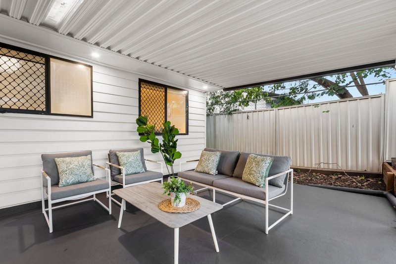 Photo - 38 Yolla Street, Eagleby QLD 4207 - Image 12