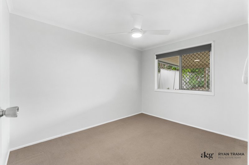 Photo - 38 Yolla Street, Eagleby QLD 4207 - Image 10