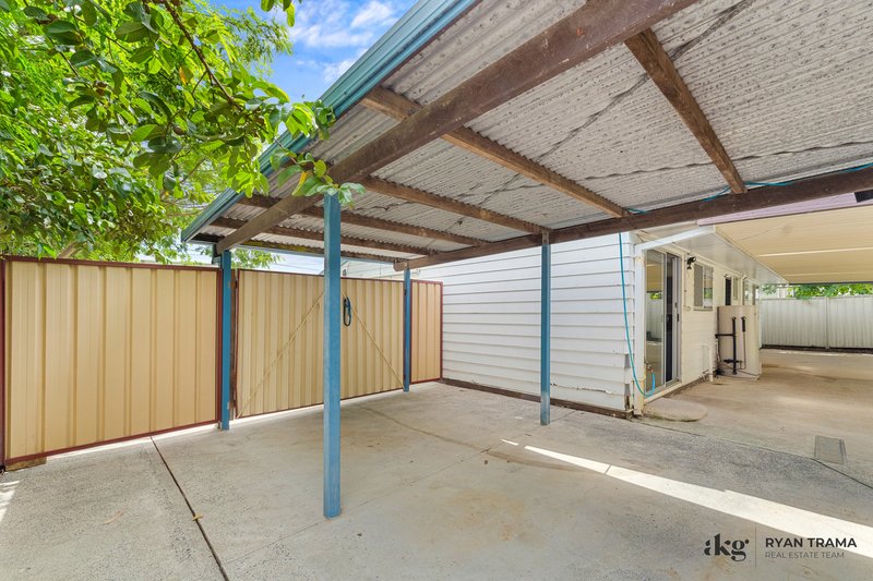 Photo - 38 Yolla Street, Eagleby QLD 4207 - Image 16