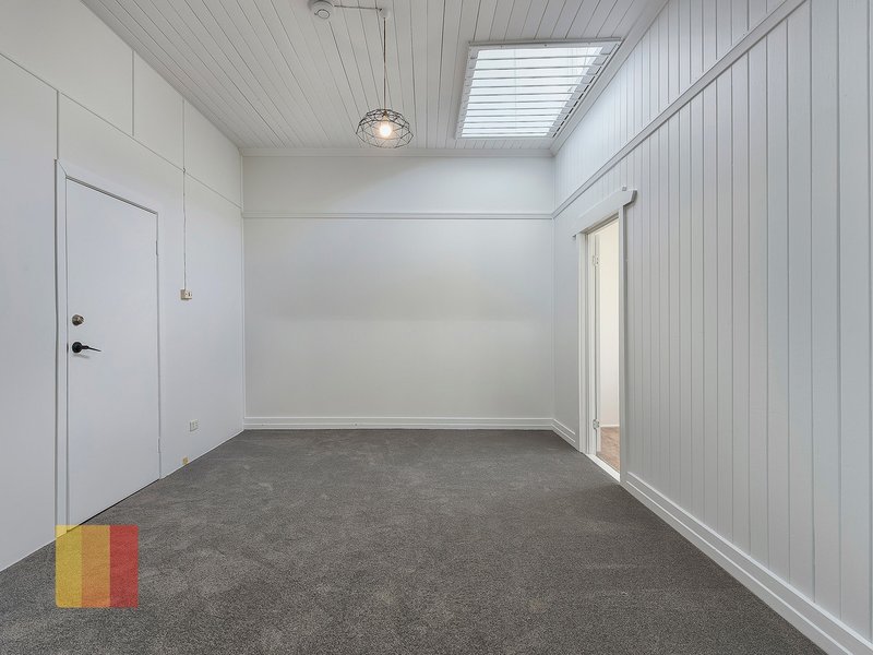 Photo - 3/80 Broughton Road, Kedron QLD 4031 - Image 3