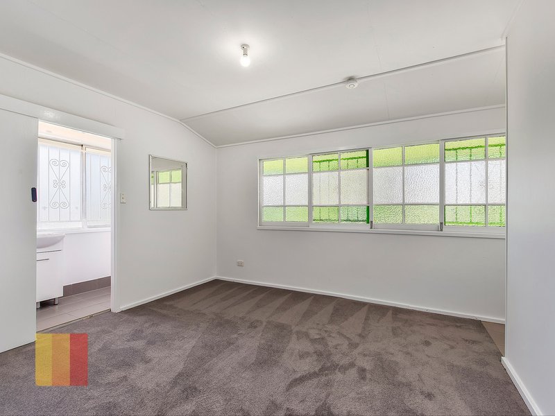 Photo - 3/80 Broughton Road, Kedron QLD 4031 - Image 4
