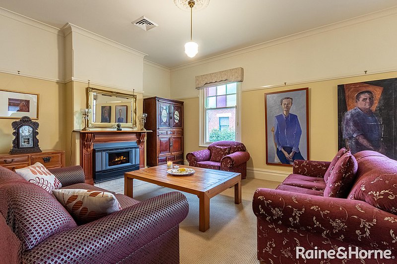 Photo - 380 Howick Street, Bathurst NSW 2795 - Image 7