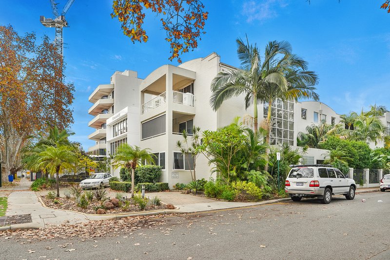 Photo - 3/80 Mill Point Road, South Perth WA 6151 - Image 3