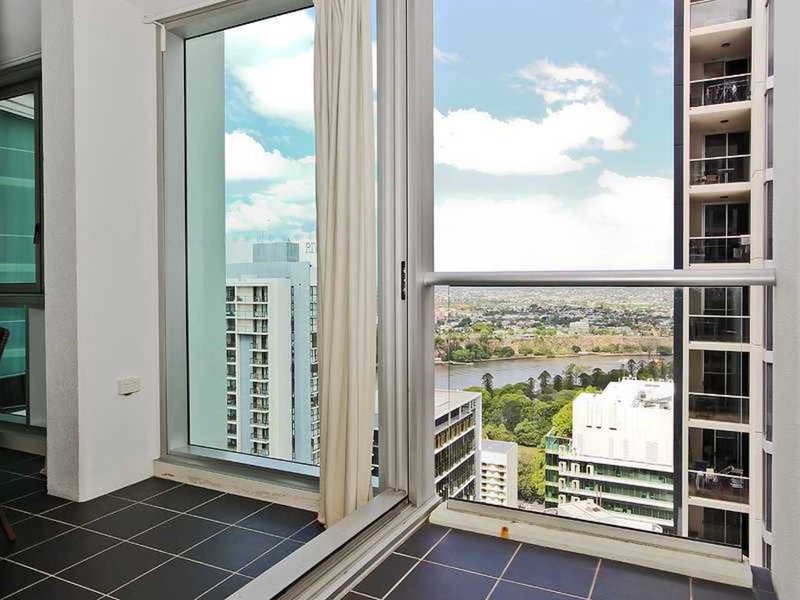 Photo - 3807/108 Albert St , Brisbane QLD 4000 - Image 8