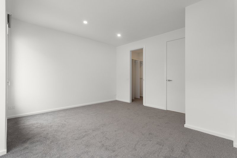 Photo - 380B North Road, Ormond VIC 3204 - Image 7