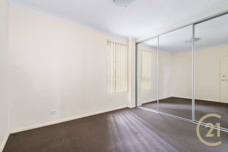 Photo - 38/1 Browne Parade, Warwick Farm NSW 2170 - Image 7