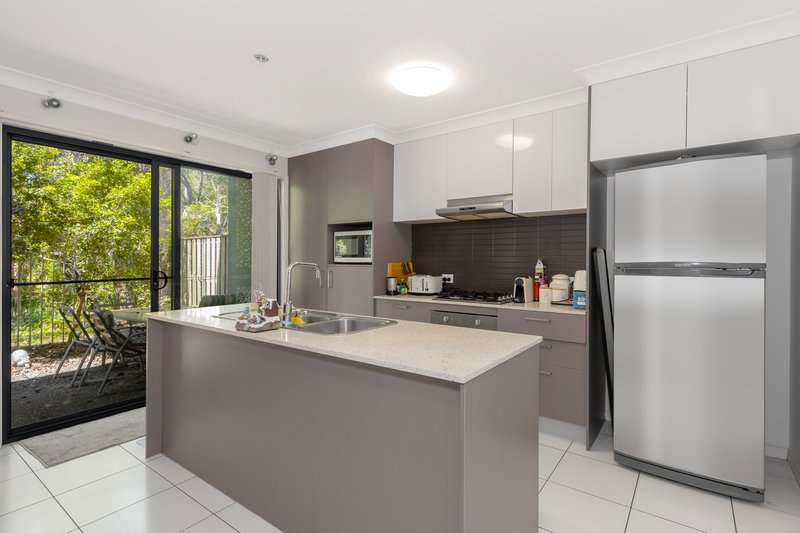 Photo - 38/1 Jefferson Court, Upper Coomera QLD 4209 - Image 4