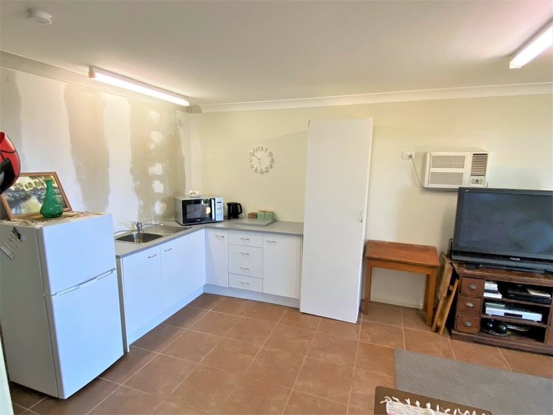 Photo - 381 Parker Road, Ellesmere QLD 4610 - Image 18