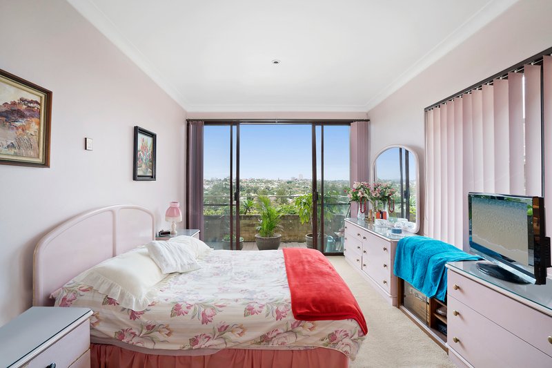 Photo - 38/100-106 Queenscliff Road, Queenscliff NSW 2096 - Image 9