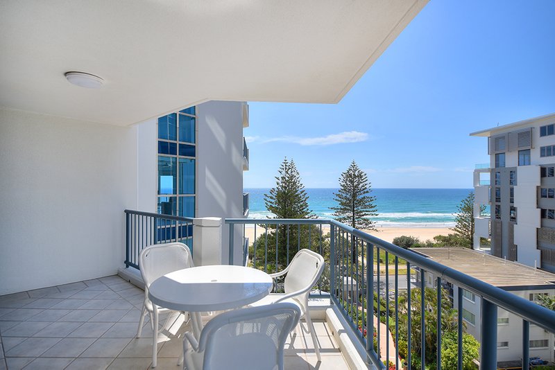 Photo - 38/100 Old Burleigh Road, Broadbeach QLD 4218 - Image 2