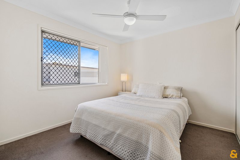 Photo - 38/12 Singh Street, Wynnum West QLD 4178 - Image 7