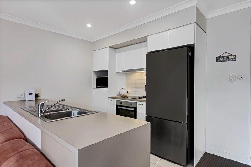 Photo - 38/2-12 Kurrimine Crescent, Mountain Creek QLD 4557 - Image 9
