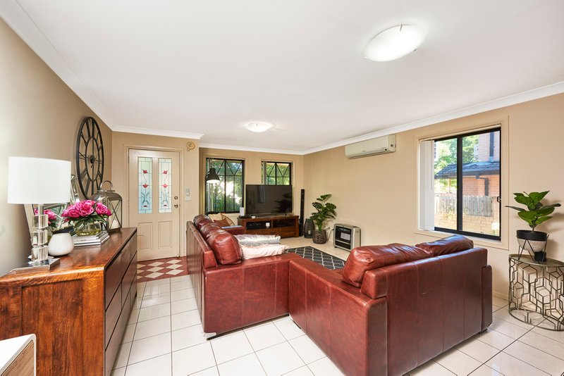 Photo - 3/82-84 Hampden Road, South Wentworthville NSW 2145 - Image 2