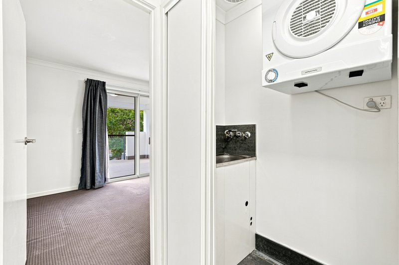 Photo - 3/82 Grenfell Street, Mount Gravatt East QLD 4122 - Image 15