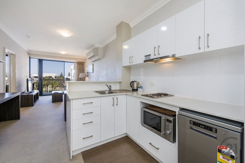 Photo - 38/2 The Palladio , Mandurah WA 6210 - Image 10