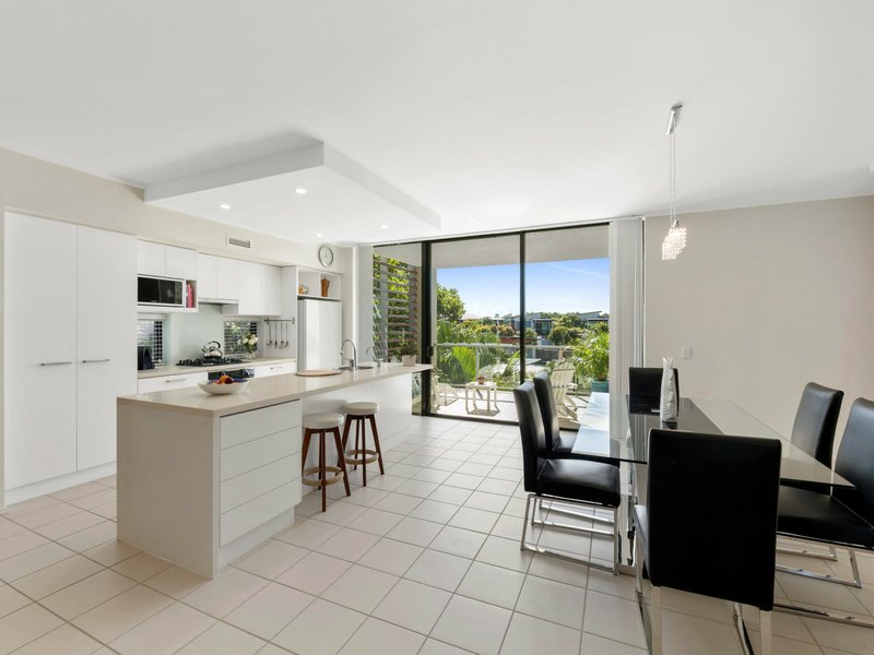 Photo - 38/20 Baywater Drive, Twin Waters QLD 4564 - Image 5