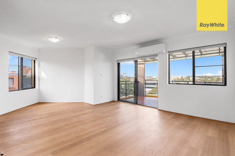 Photo - 38/23 Good Street, Parramatta NSW 2150 - Image 4