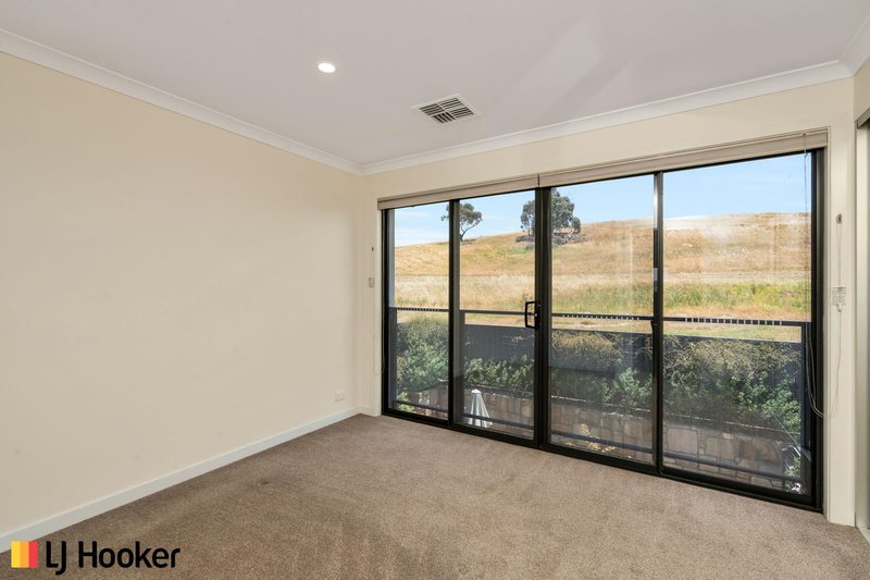 Photo - 38/23 Wanderlight Avenue, Lawson ACT 2617 - Image 8