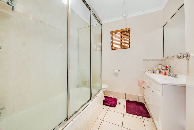 Photo - 3/83-85 Auckland Street, Gladstone Central QLD 4680 - Image 8