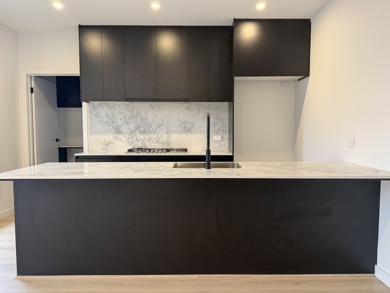Photo - 3/83 Arundel Avenue, Reservoir VIC 3073 - Image 5