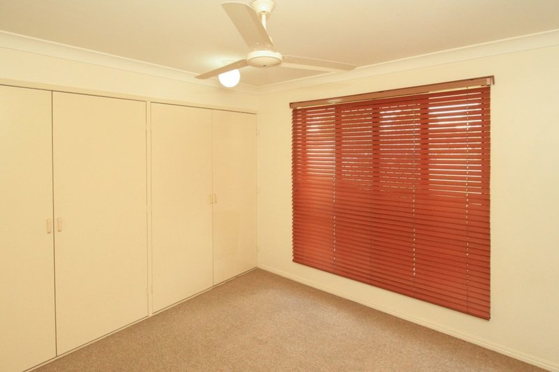 Photo - 383 Farm Street, Norman Gardens QLD 4701 - Image 8