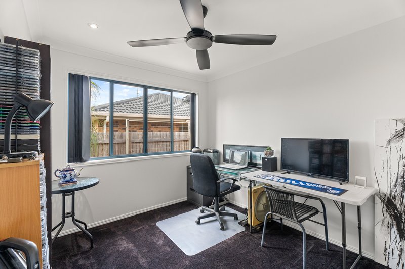 Photo - 3/83 Ibis Boulevard, Eli Waters QLD 4655 - Image 10