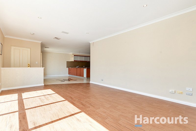 Photo - 383 Lakeside Drive, Joondalup WA 6027 - Image 5