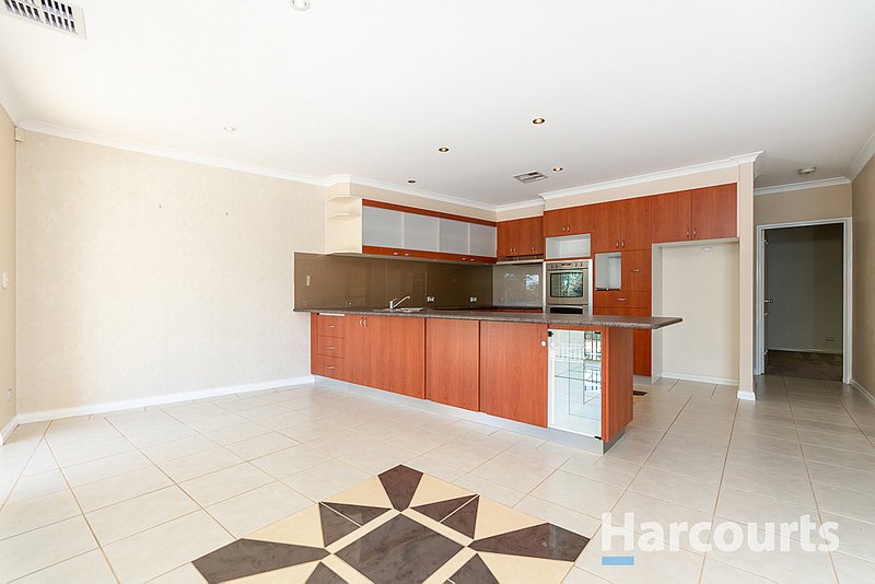 Photo - 383 Lakeside Drive, Joondalup WA 6027 - Image 7