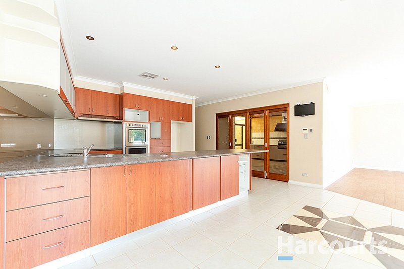 Photo - 383 Lakeside Drive, Joondalup WA 6027 - Image 9