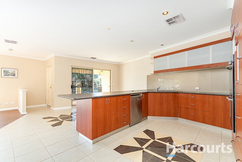 Photo - 383 Lakeside Drive, Joondalup WA 6027 - Image 11