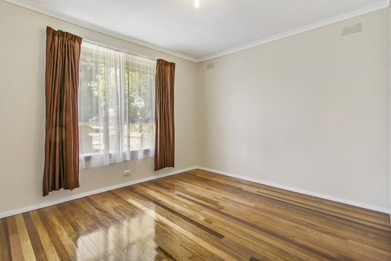 Photo - 384 Corrigan Road, Keysborough VIC 3173 - Image 6