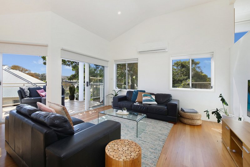 Photo - 38/4 Karla Avenue, Terrigal NSW 2260 - Image 3