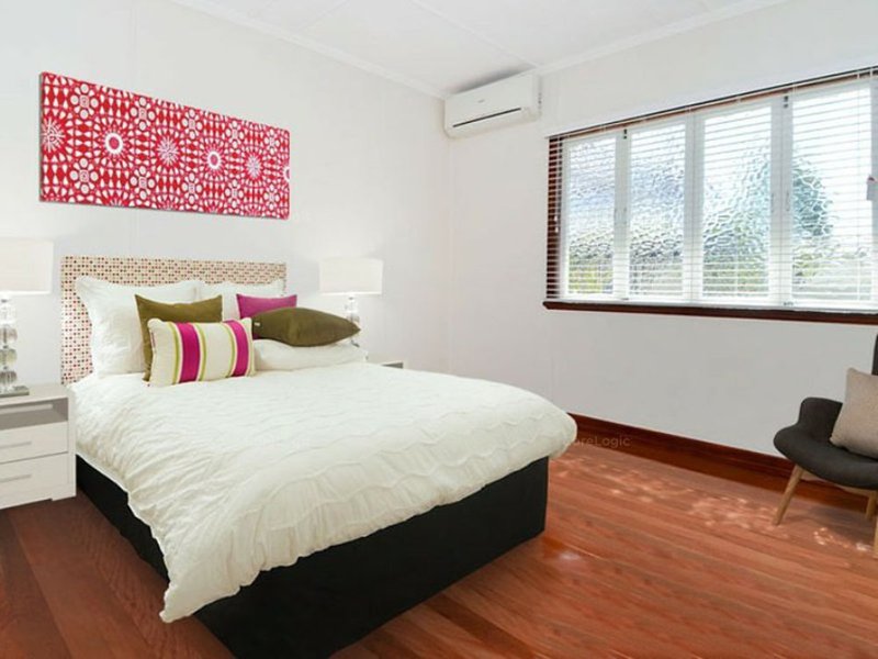 Photo - 384 Rode Road, Chermside QLD 4032 - Image 7