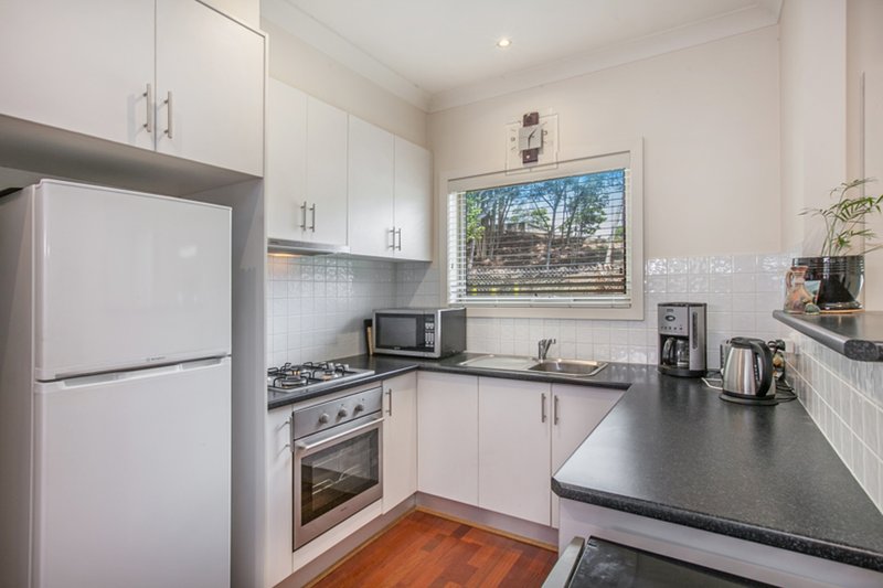 Photo - 3/840 High Street, Reservoir VIC 3073 - Image 3