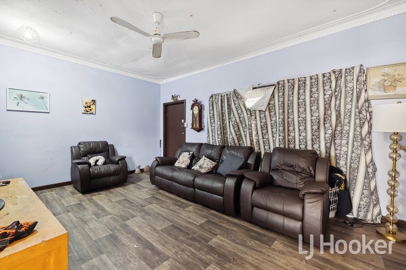 Photo - 385 Berwick Street, St James WA 6102 - Image 6