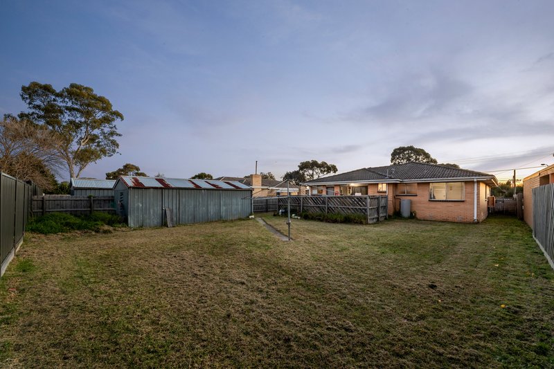 Photo - 385 Blackburn Road, Burwood East VIC 3151 - Image 9