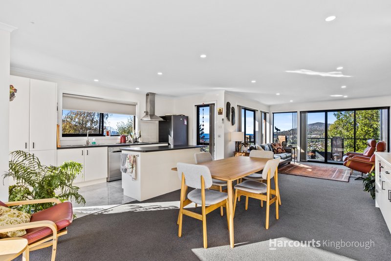 Photo - 3/85 Diamond Drive, Blackmans Bay TAS 7052 - Image 9