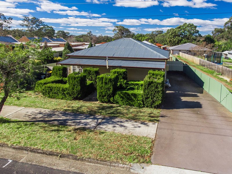 Photo - 385 Thirlmere Way, Thirlmere NSW 2572 - Image 3