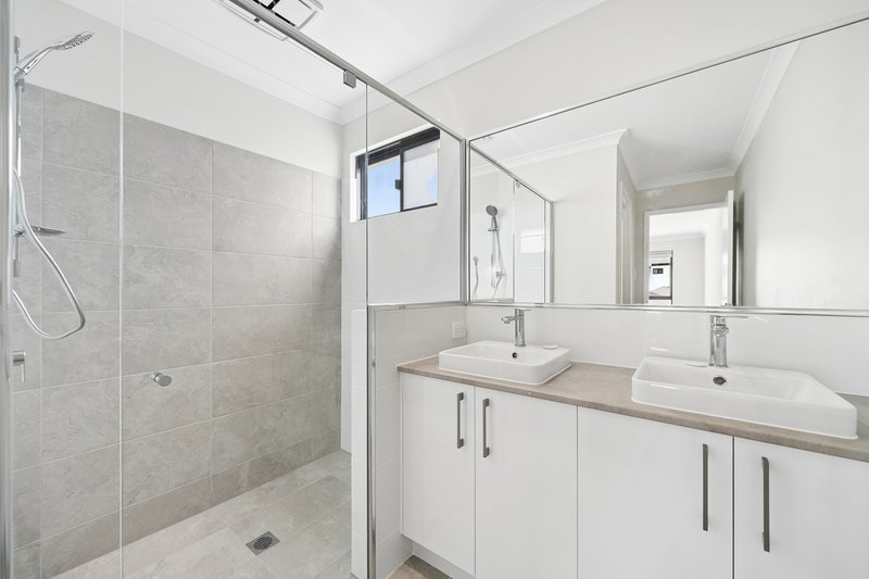 Photo - 3/85 Walanna Drive, Karawara WA 6152 - Image 9