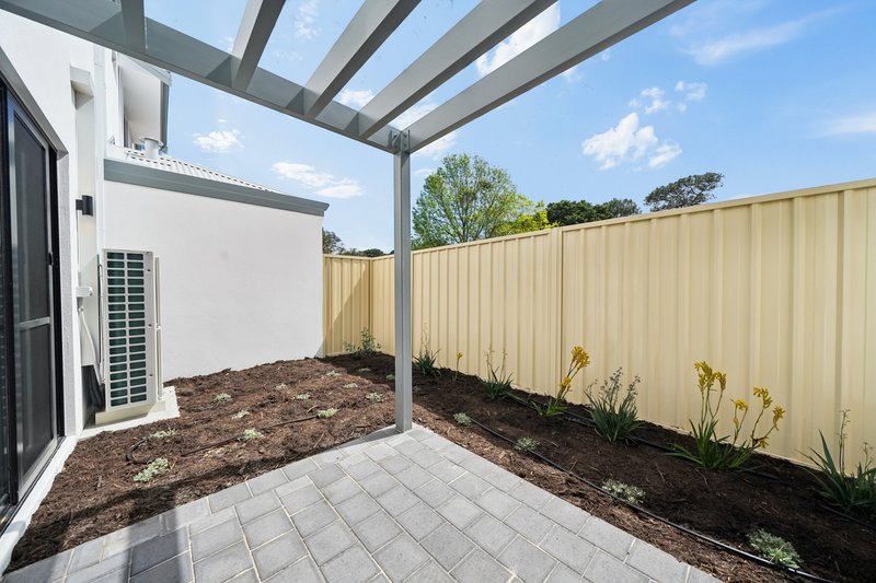 Photo - 3/85 Walanna Drive, Karawara WA 6152 - Image 14